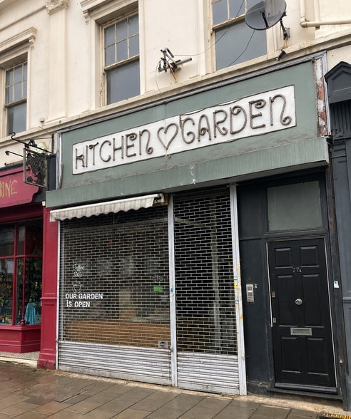 77-77A Trafalgar Rd, London for lease - Building Photo - Image 2 of 8