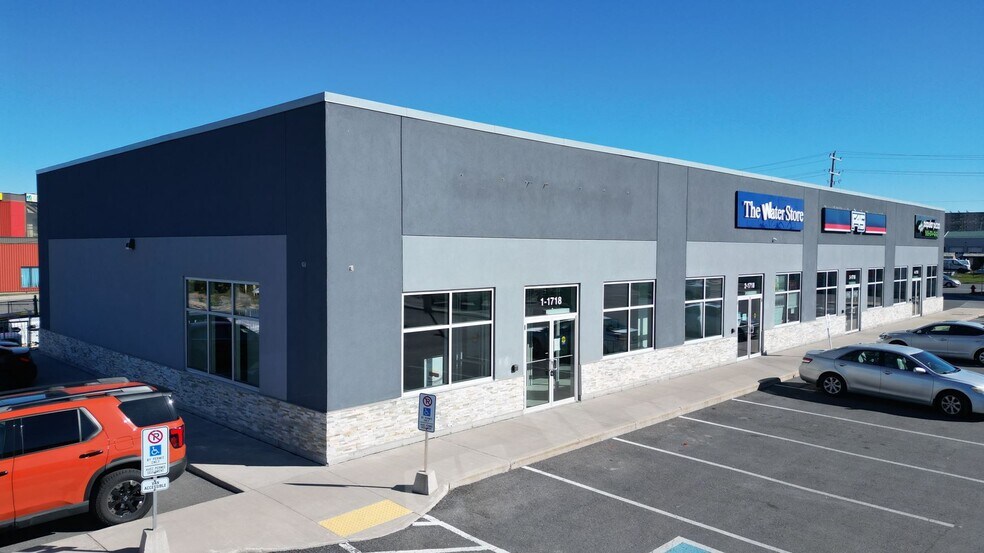 1718 Bath Rd, Kingston, ON à louer - Photo du bâtiment - Image 2 de 3