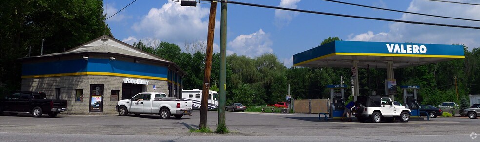 1015 Route 22, Brewster Village, NY à vendre - Photo du bâtiment - Image 2 de 3