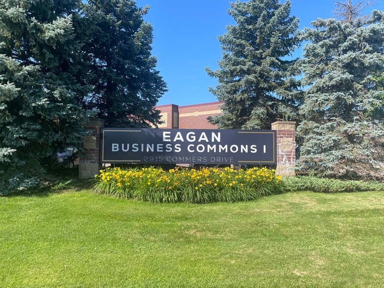 2915 Commers Dr, Eagan, MN for lease - Building Photo - Image 1 of 1