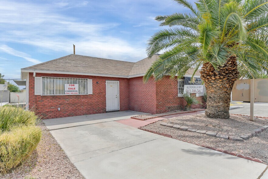 1601 S Maryland Pky, Las Vegas, NV à vendre - Photo du bâtiment - Image 2 de 12