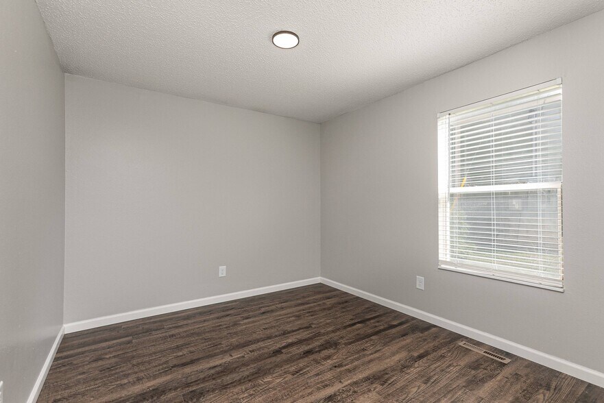 1147 Elm St, Springfield, MO à vendre - Photo intérieure - Image 3 de 19