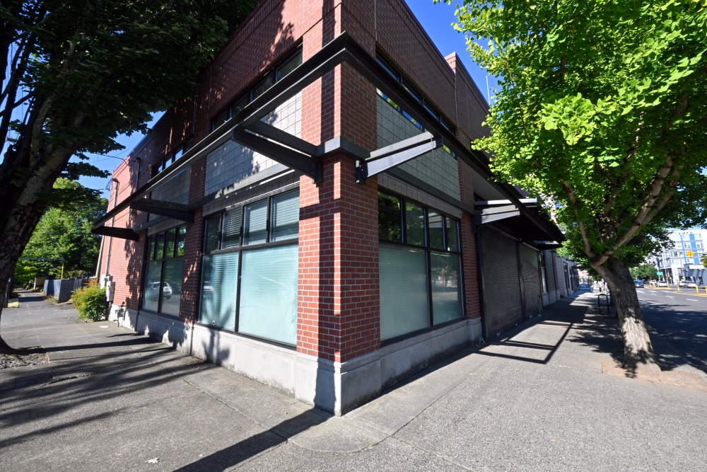 1636 E Burnside St, Portland, OR for sale Building Photo- Image 1 of 18