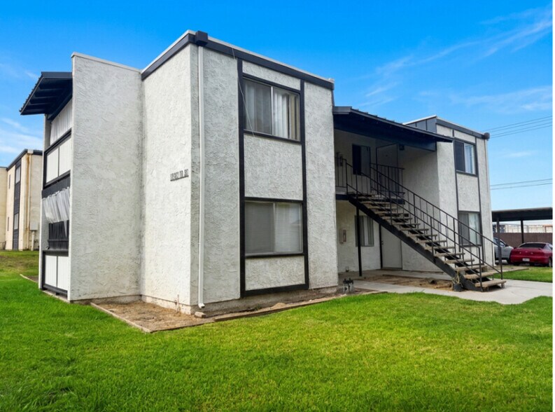 10982 Rincon St, Loma Linda, CA à vendre - Photo du bâtiment - Image 2 de 9