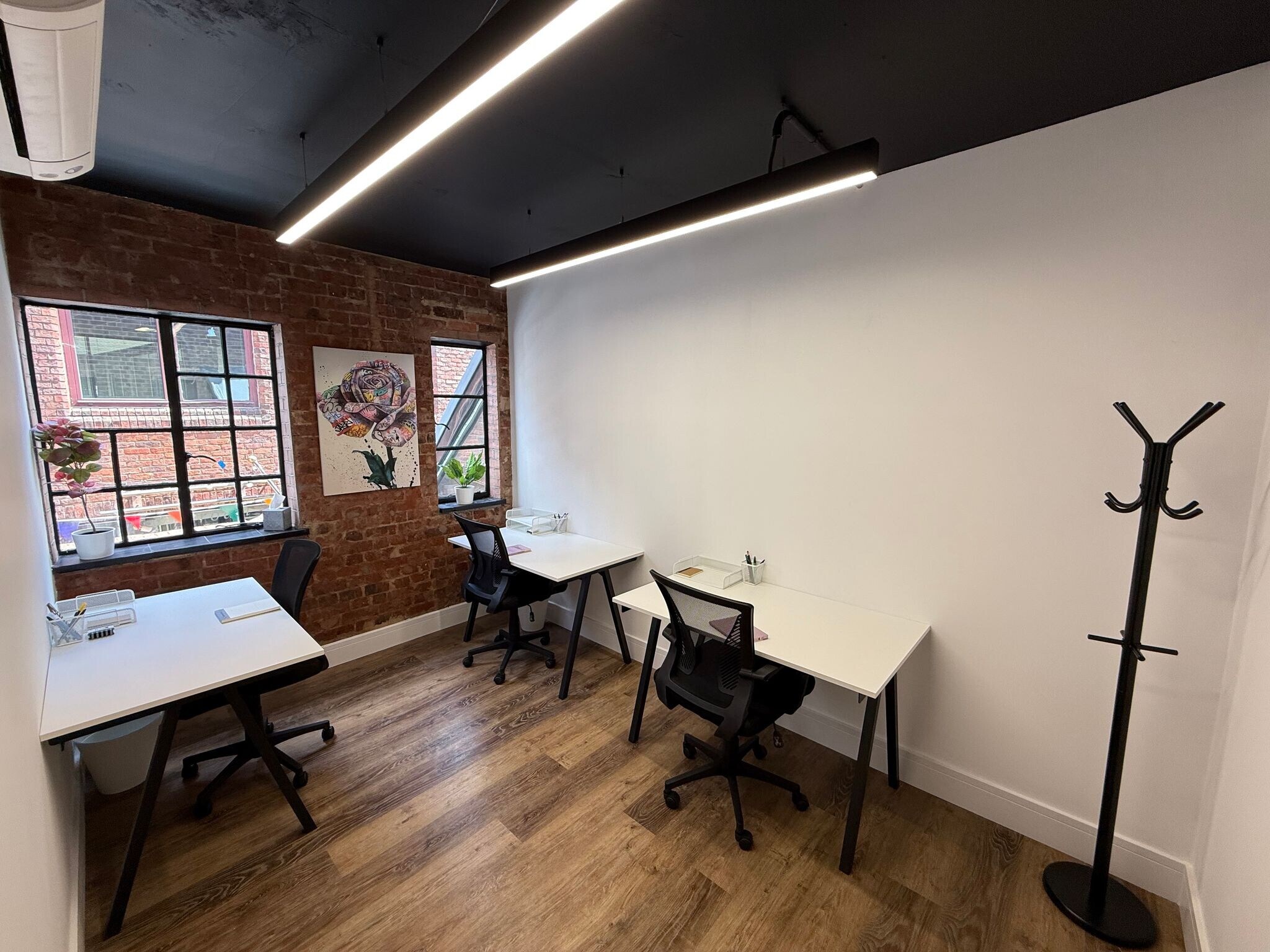 5 Crown Passage, Kingston Upon Thames for lease Interior Photo- Image 1 of 5