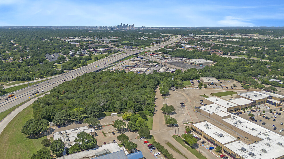 4201 Brook Spring Dr, Dallas, TX for sale - Building Photo - Image 2 of 13