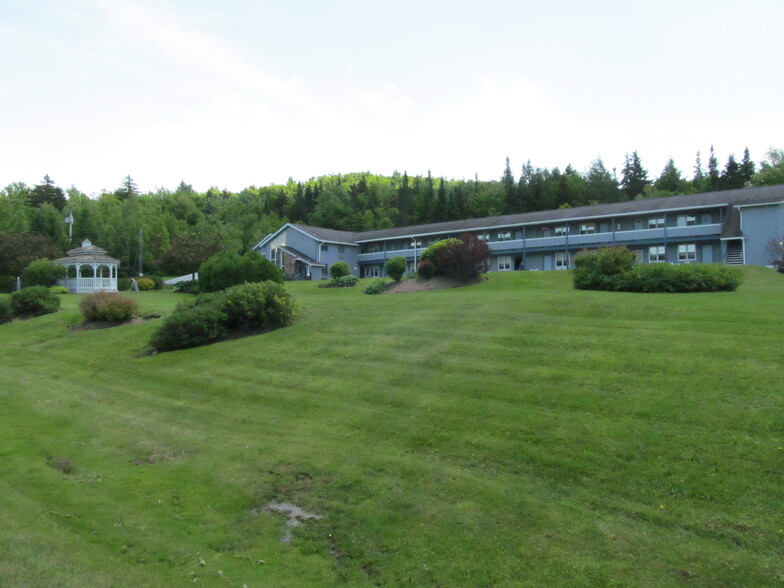 861 E Route 9, Wilmington, VT for sale - Building Photo - Image 1 of 1