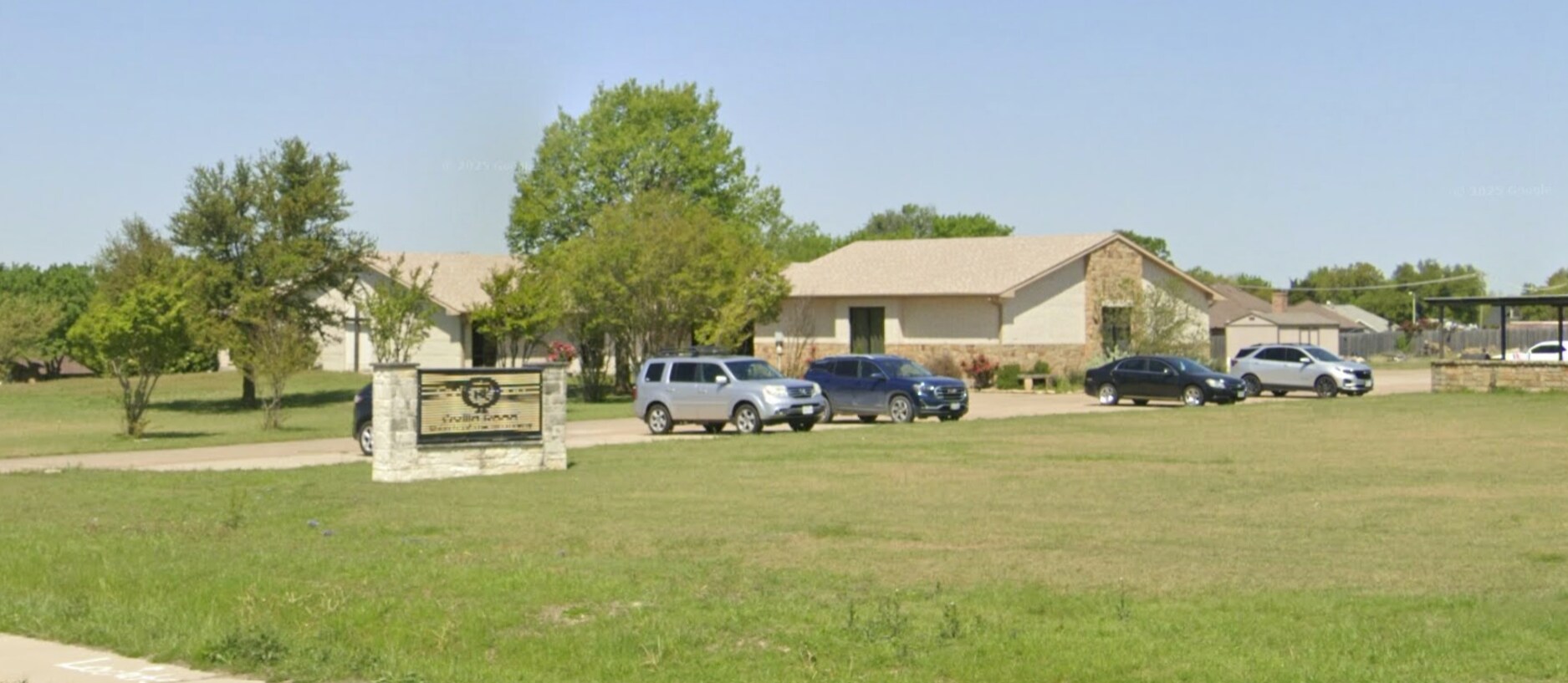 315 W Ovilla Rd, Glenn Heights, TX for sale Primary Photo- Image 1 of 3