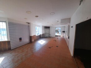 Commerce de détail dans Vigo, Pontevedra à louer Photo intérieure- Image 2 de 7