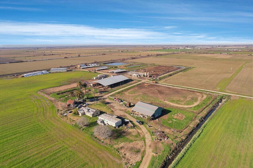 11391 Franklin Blvd, Elk Grove, CA à vendre - Aérien - Image 3 de 24