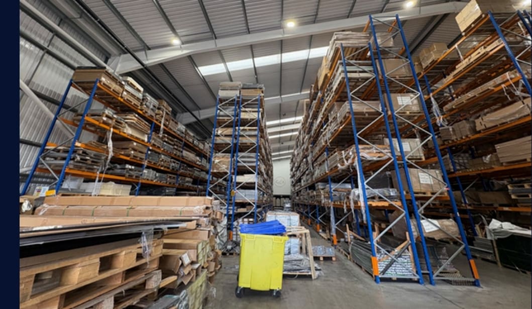 Manchester Rd, Manchester for lease Interior Photo- Image 1 of 2