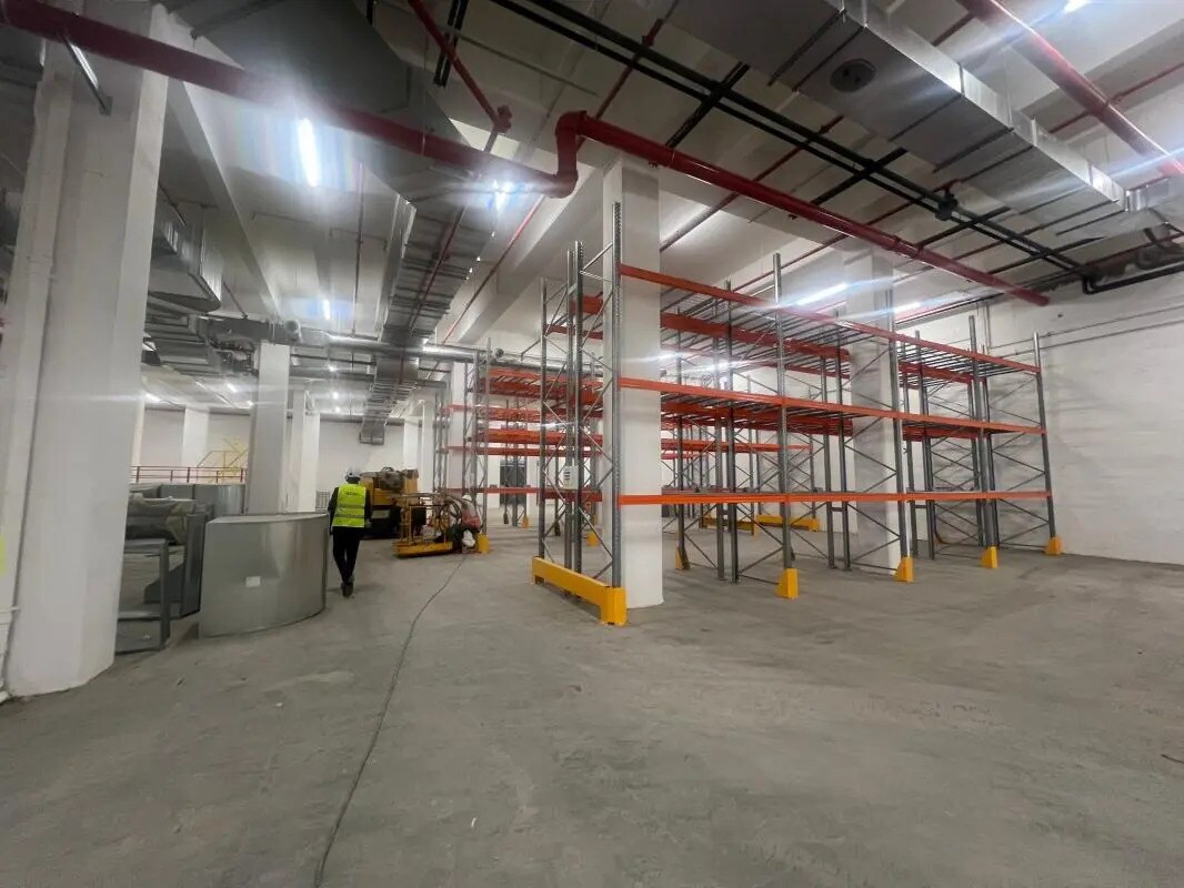 Industriel dans Paris à louer Photo du bâtiment- Image 1 de 1