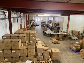Plus de détails pour 14-22 Avenue Barthélémy Thimonnier, Caluire-et-Cuire - Local d'activités à louer