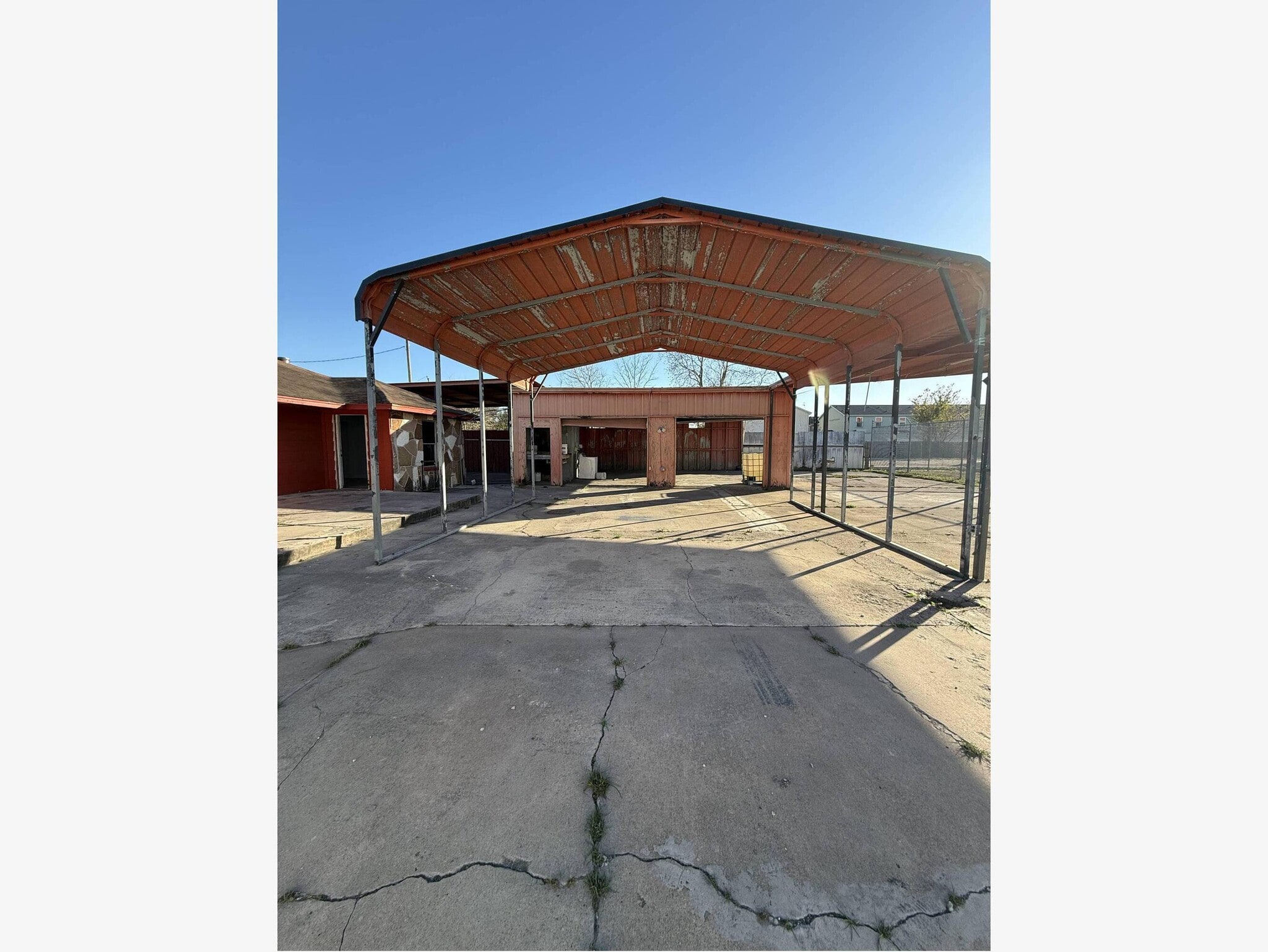 2712 Shaver St, Pasadena, TX for sale Primary Photo- Image 1 of 14