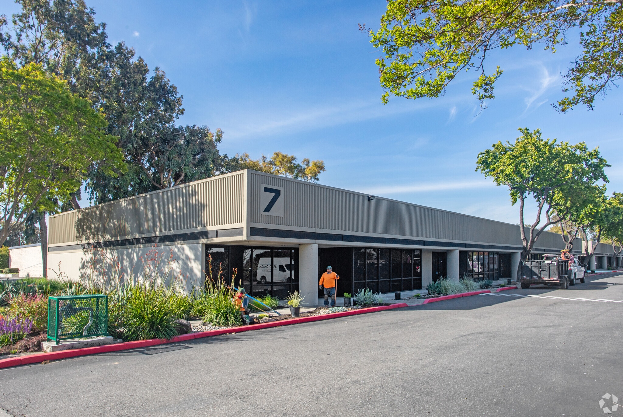 780 Montague Expy, San Jose, CA for lease Building Photo- Image 1 of 4