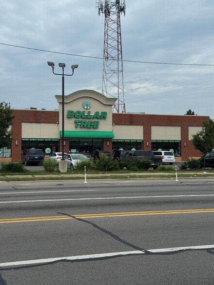 21310 Grand River Ave, Detroit, MI for lease - Building Photo - Image 3 of 12