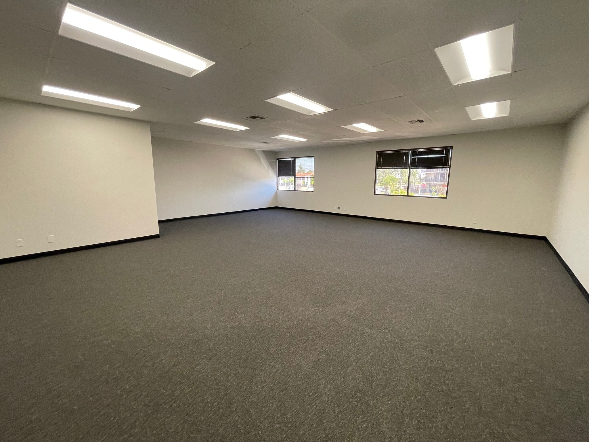 12362 Beach Blvd, Stanton, CA for lease Interior Photo- Image 1 of 8
