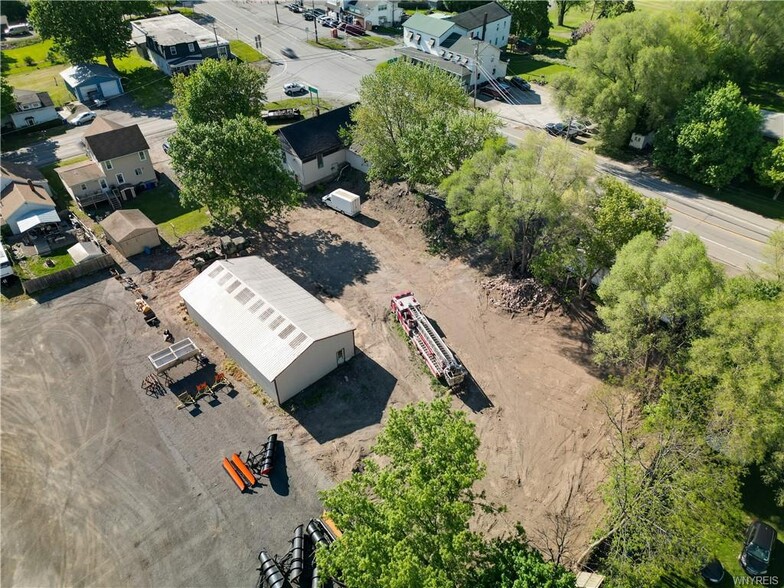 11300 Ridge Rd, Medina, NY for sale - Primary Photo - Image 3 of 19
