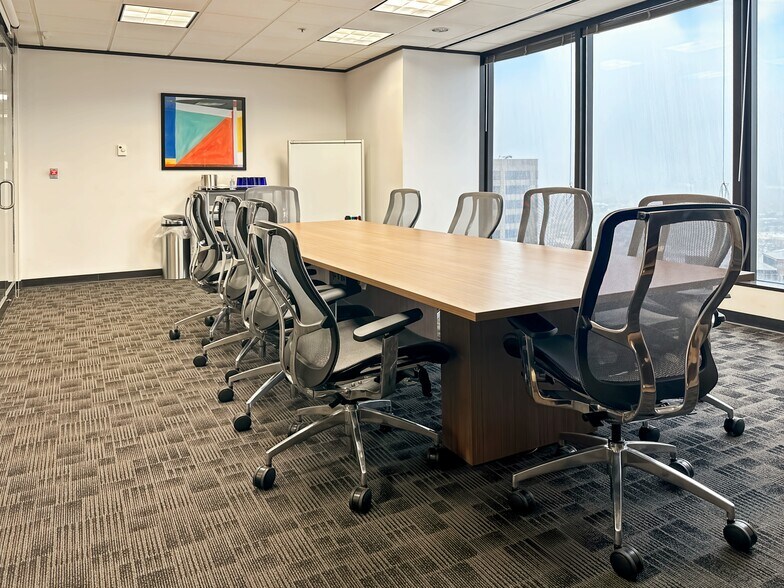 1100 Poydras St, New Orleans, LA à louer - Photo intérieure - Image 3 de 60