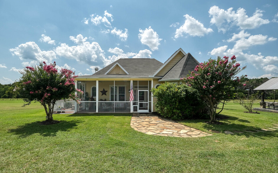 535 Scroggins Ln, Waller, TX à vendre - Photo du bâtiment - Image 3 de 48