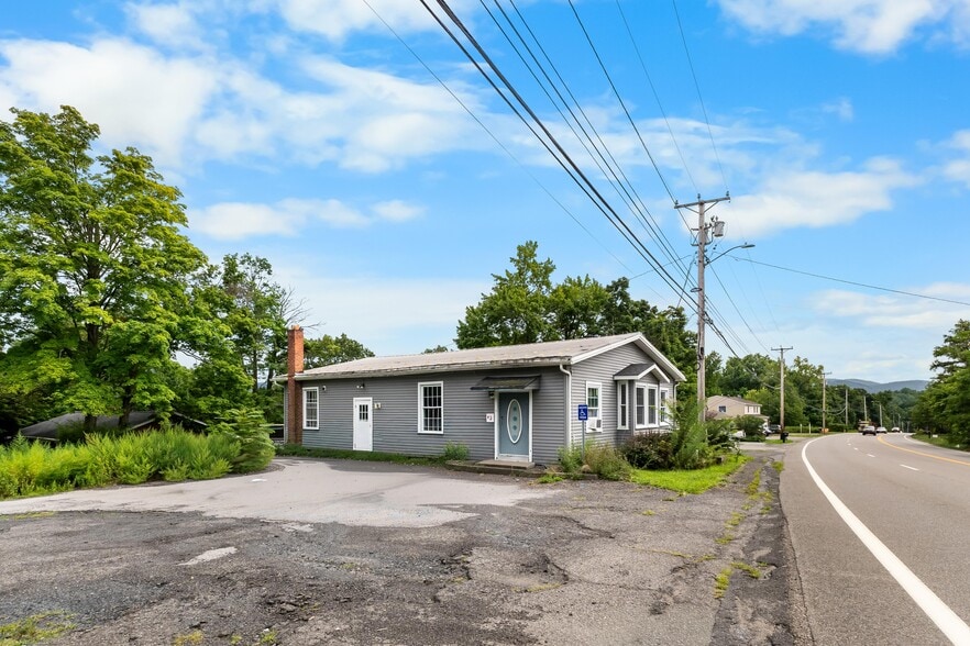 2330 State Route 32, New Windsor Township, NY for lease - Building Photo - Image 1 of 22