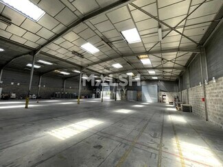 Plus de détails pour Bureau, Local d'activités à louer