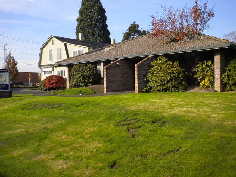 19755 SW Tualatin Valley Hwy, Beaverton, OR for sale - Building Photo - Image 3 of 8