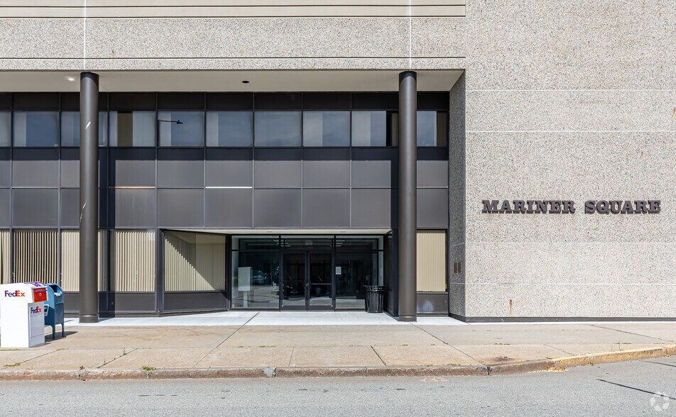 125 Eugene O'Neill Dr, New London, CT à louer - Photo du bâtiment - Image 2 de 13