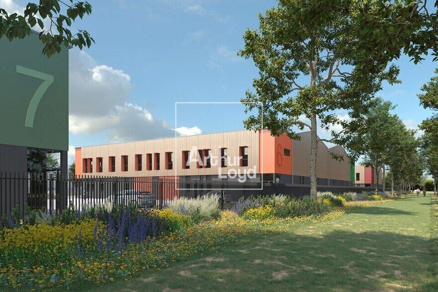 Flex in Limeil-Brévannes for sale - Building Photo - Image 2 of 4