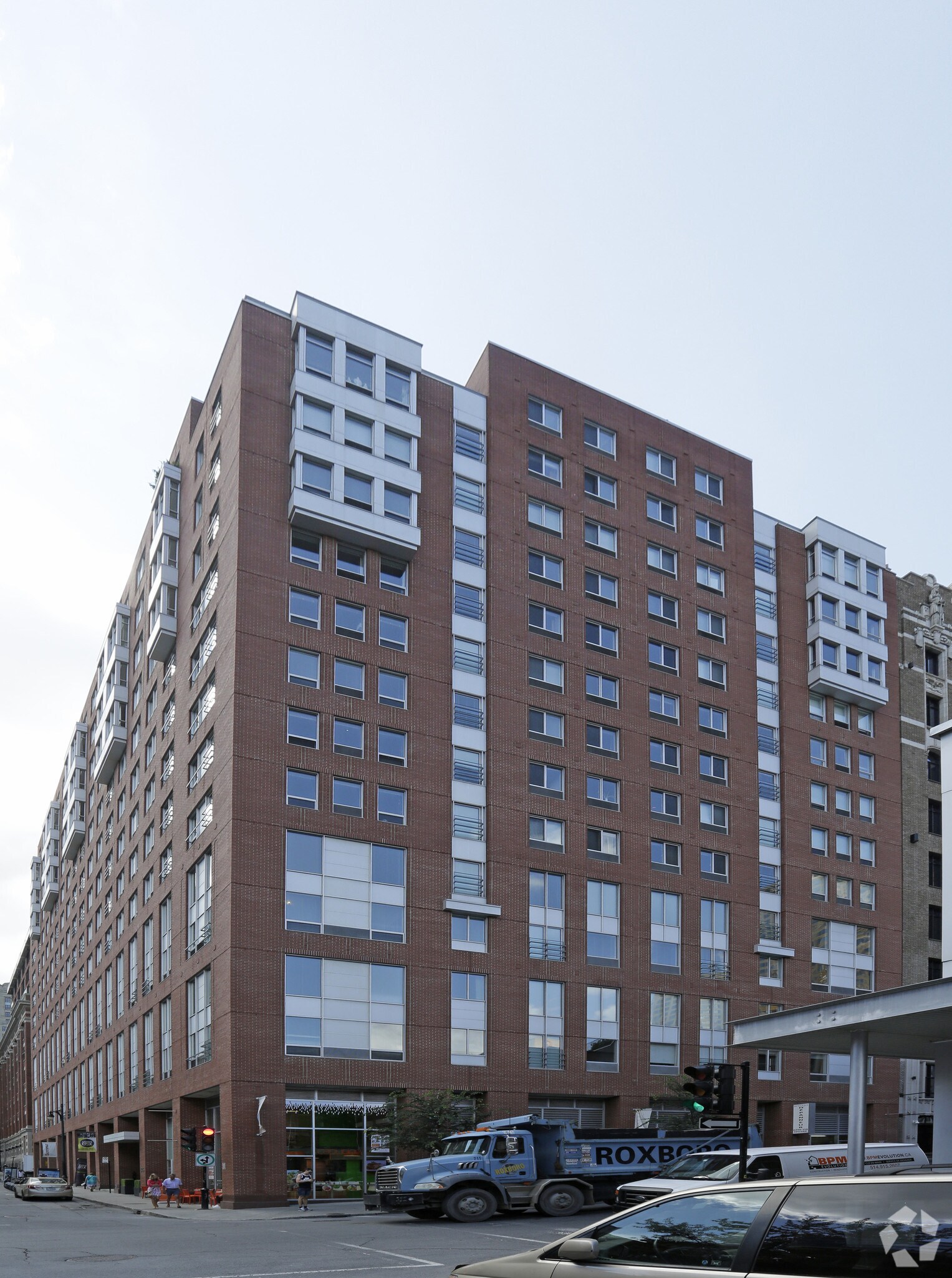 345 Rue de la Gauchetière O, Montréal, QC à vendre Photo principale- Image 1 de 1