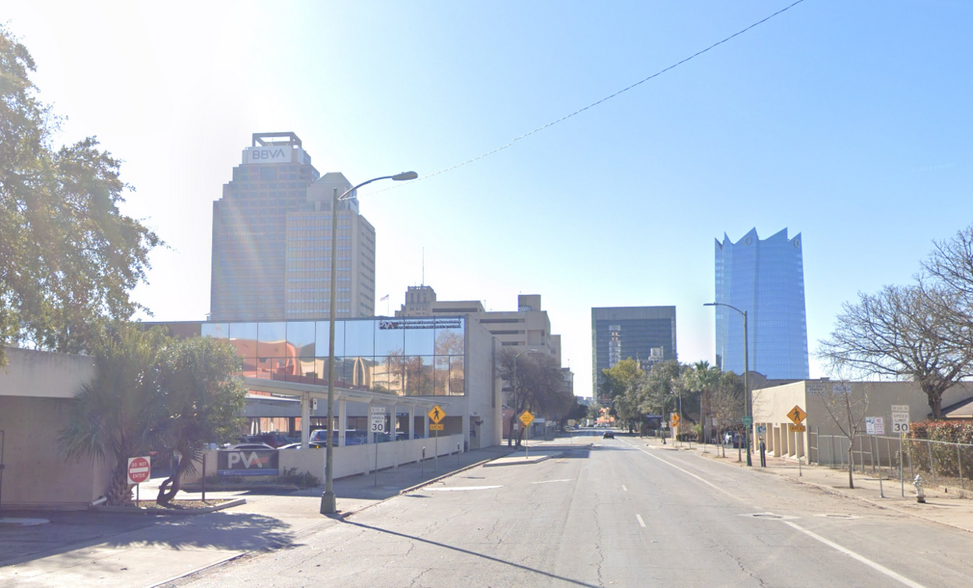 610 N Main Ave, San Antonio, TX for sale - Building Photo - Image 1 of 1