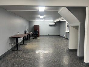 14290 NW Sunfish Lake Blvd, Ramsey, MN à louer Photo intérieure- Image 1 de 8