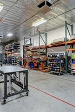 2928 N 30th St, Phoenix, AZ for lease Interior Photo- Image 2 of 8