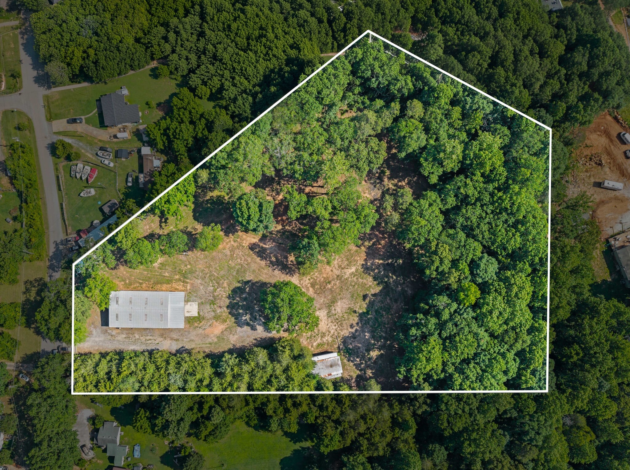 533 Crest Dr, Easley, SC for sale Primary Photo- Image 1 of 28