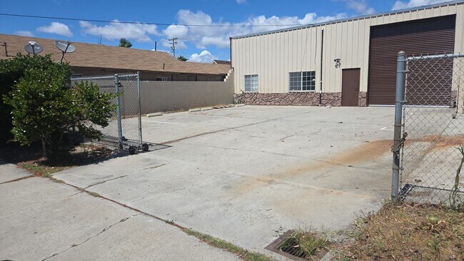 More details for 333 Civic Center Dr, National City, CA - Industrial for Lease