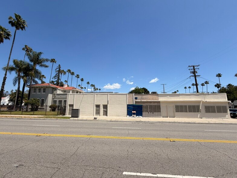 1661-1669 N E St. San Bernardino, CA 924 portefeuille de 2 propriétés à vendre sur LoopNet.ca - Photo du bâtiment - Image 3 de 17