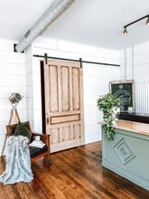 200 W Main St, Staunton, IL for lease Interior Photo- Image 1 of 6