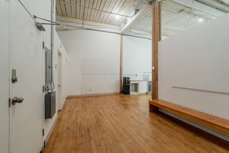 4035 Rue Saint-Ambroise, Montréal, QC for lease Building Photo- Image 2 of 18
