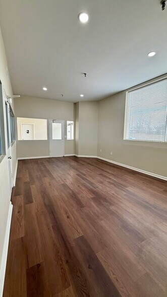 911 15th St, Columbus, GA à louer - Photo du bâtiment - Image 2 de 23