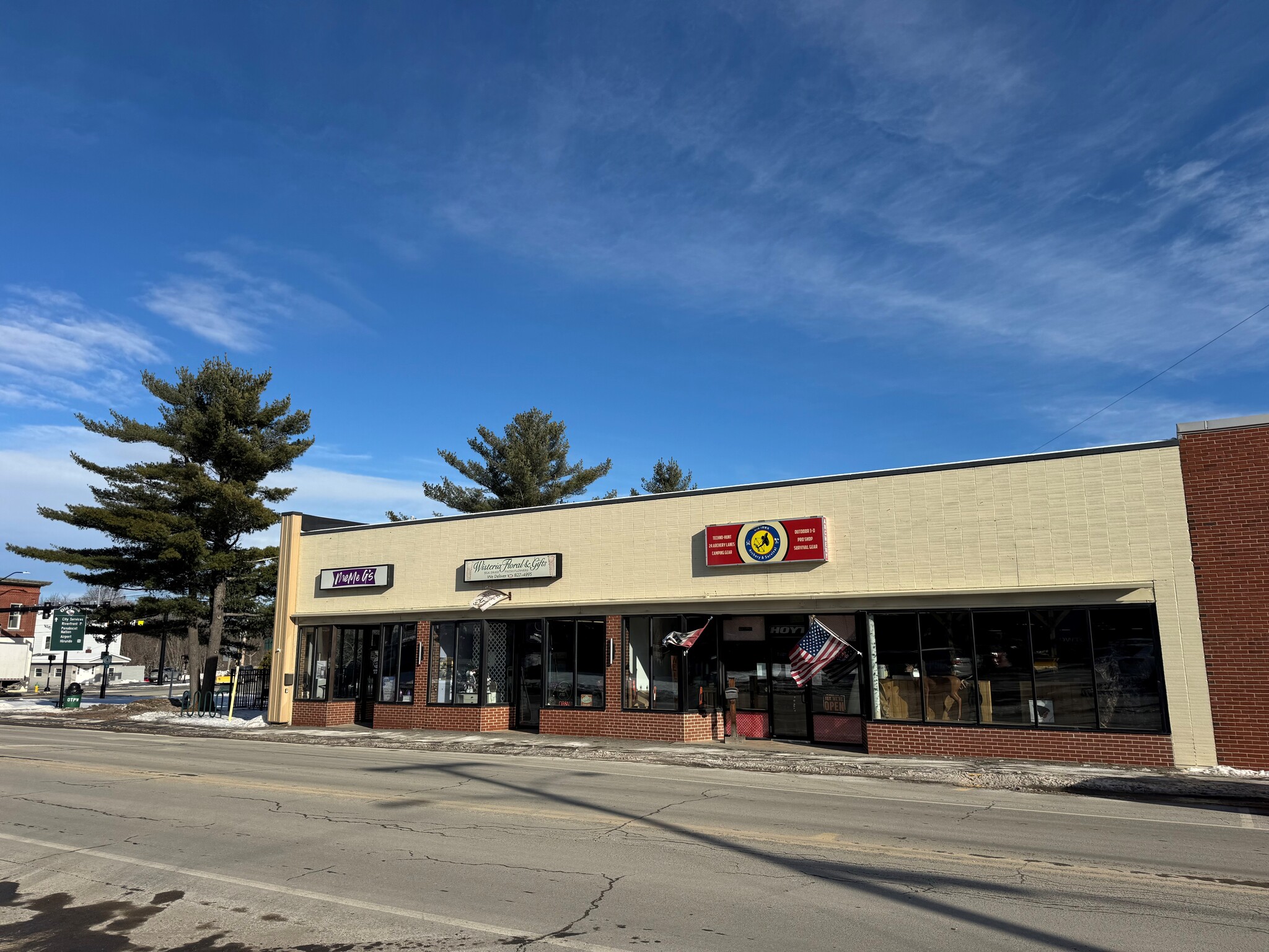 296 Main St, Old Town, ME for lease Primary Photo- Image 1 of 2