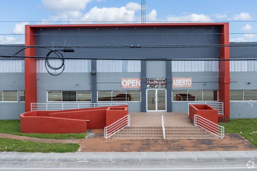 4225 NW 72nd Ave, Miami, FL for lease - Building Photo - Image 2 of 8