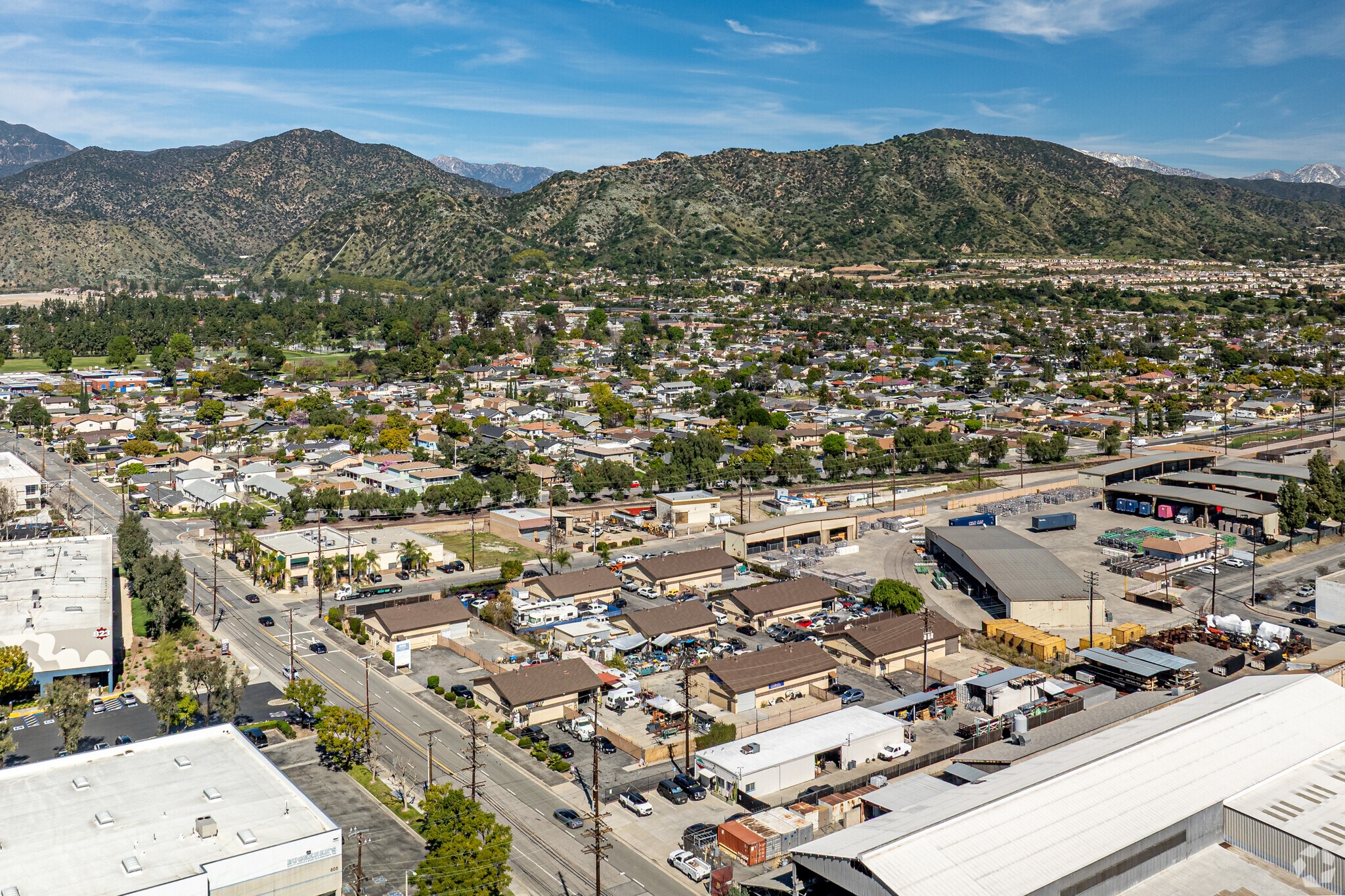 844 N Vernon St, Azusa, CA for lease Building Photo- Image 1 of 27