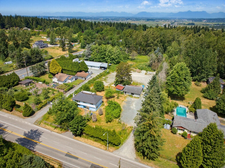 17643 24 Av, Surrey, BC for sale - Building Photo - Image 2 of 6