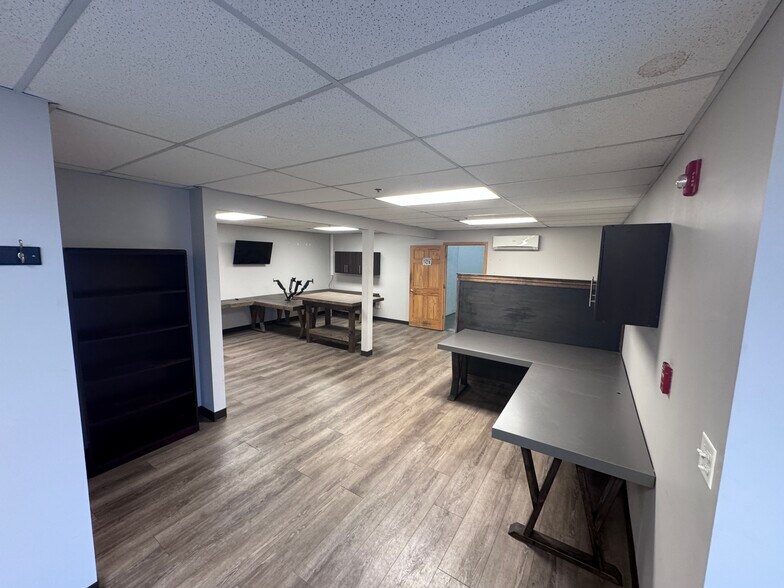 378 Sundown Rd, South Elgin, IL à louer - Photo du bâtiment - Image 3 de 8