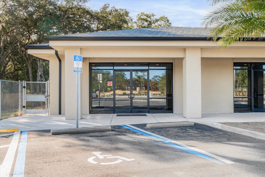 481 Shores Blvd, Saint Augustine, FL à louer - Photo du bâtiment - Image 3 de 6
