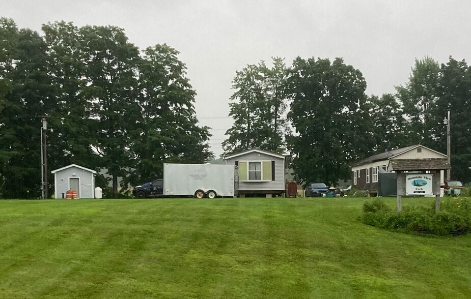 7 Mountain View Park Pl, Johnson, VT for sale - Primary Photo - Image 1 of 1