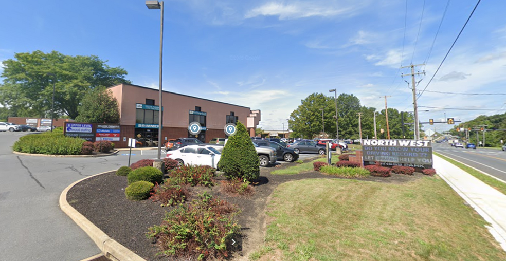 1368-1370 Harrisburg Pike, Lancaster, PA for lease - Building Photo - Image 3 of 8