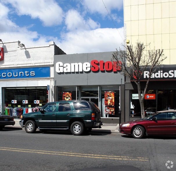 487 Broadway, Bayonne, NJ for lease - Building Photo - Image 2 of 2