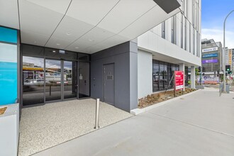 99 Pacific Hwy, Charlestown à louer Photo du bâtiment- Image 2 de 6