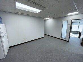 13275 E Fremont Pl, Englewood, CO for lease Interior Photo- Image 2 of 9